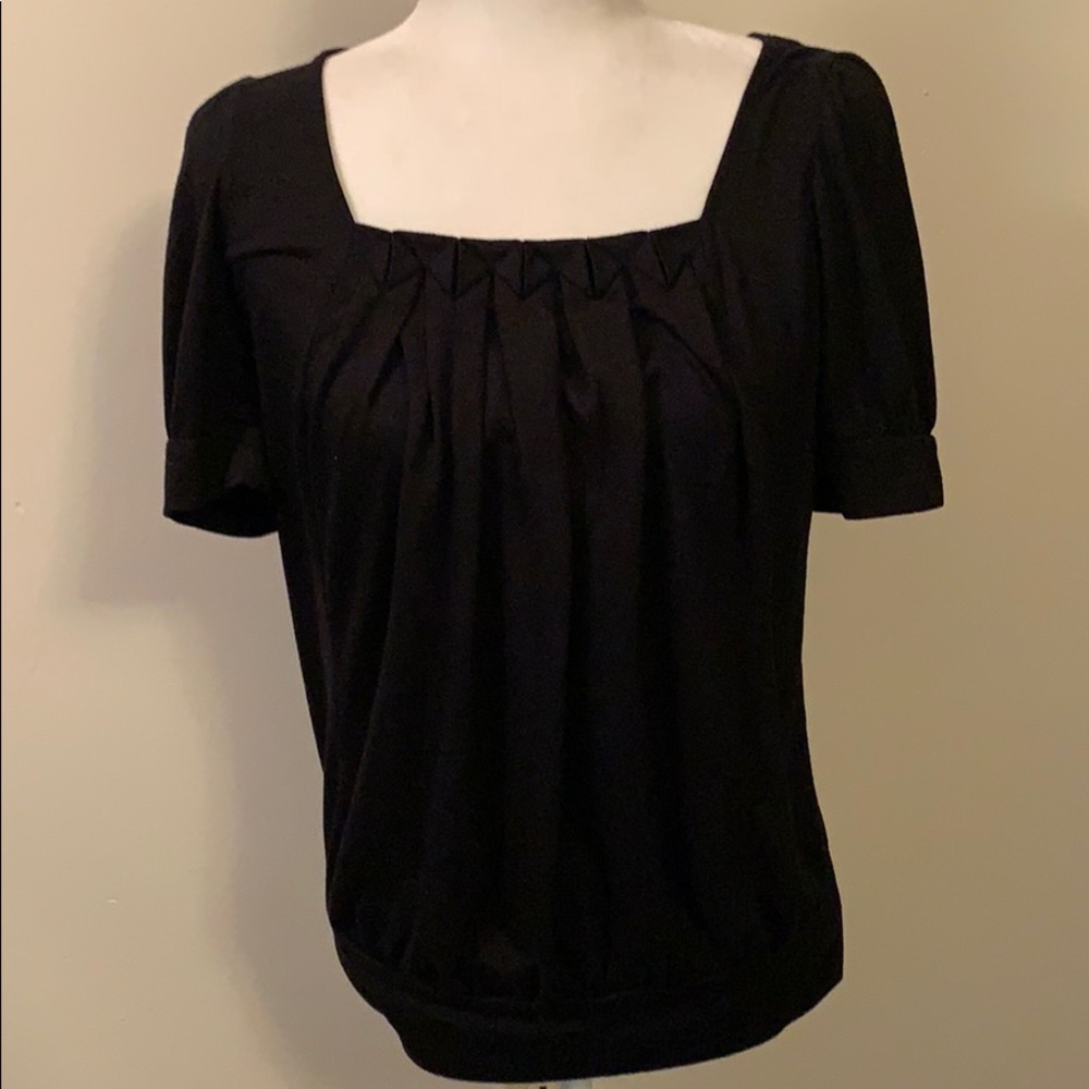 Isabella Rodriguez top